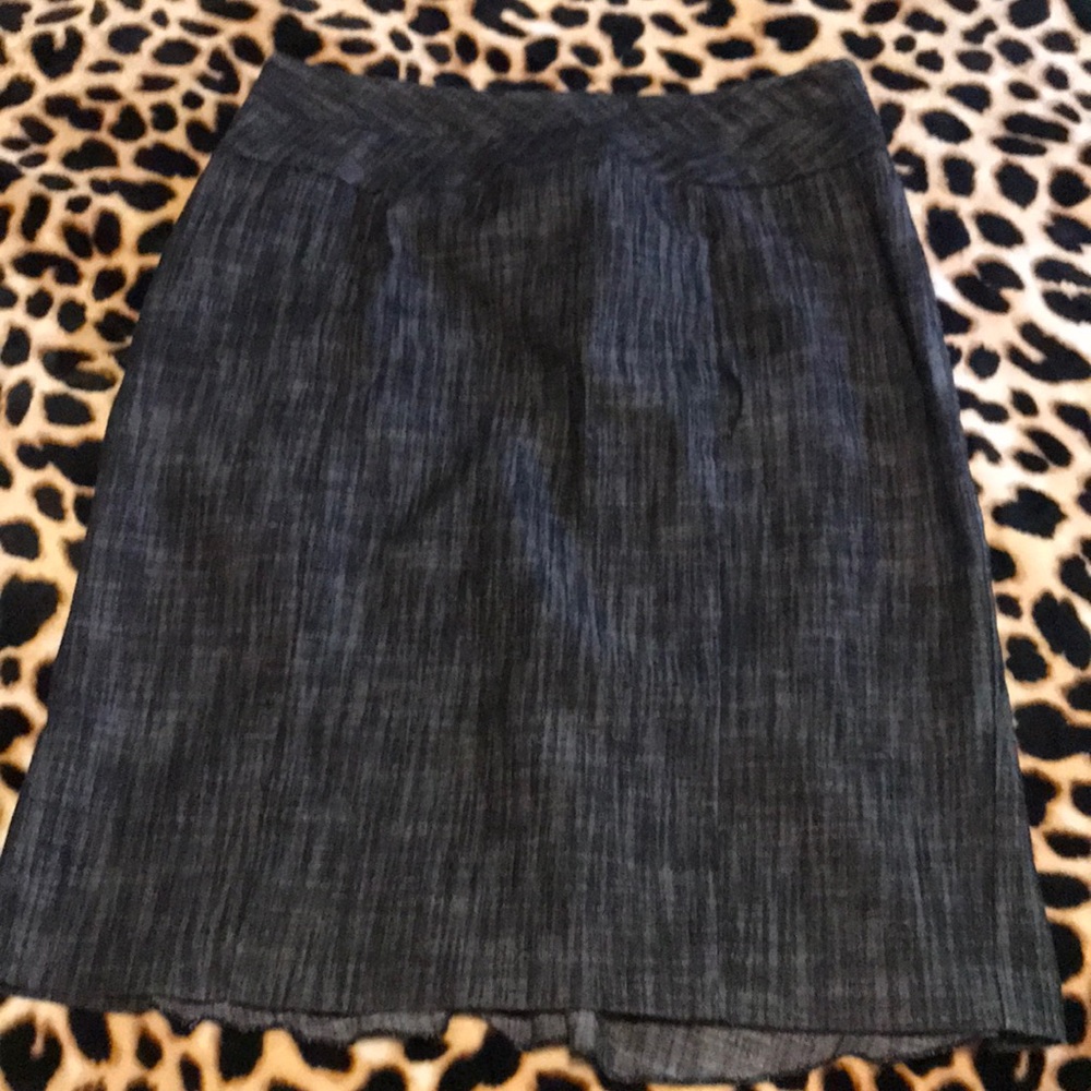 Suit skirt